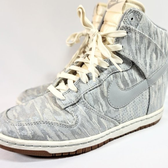 nike dunk sky high silver